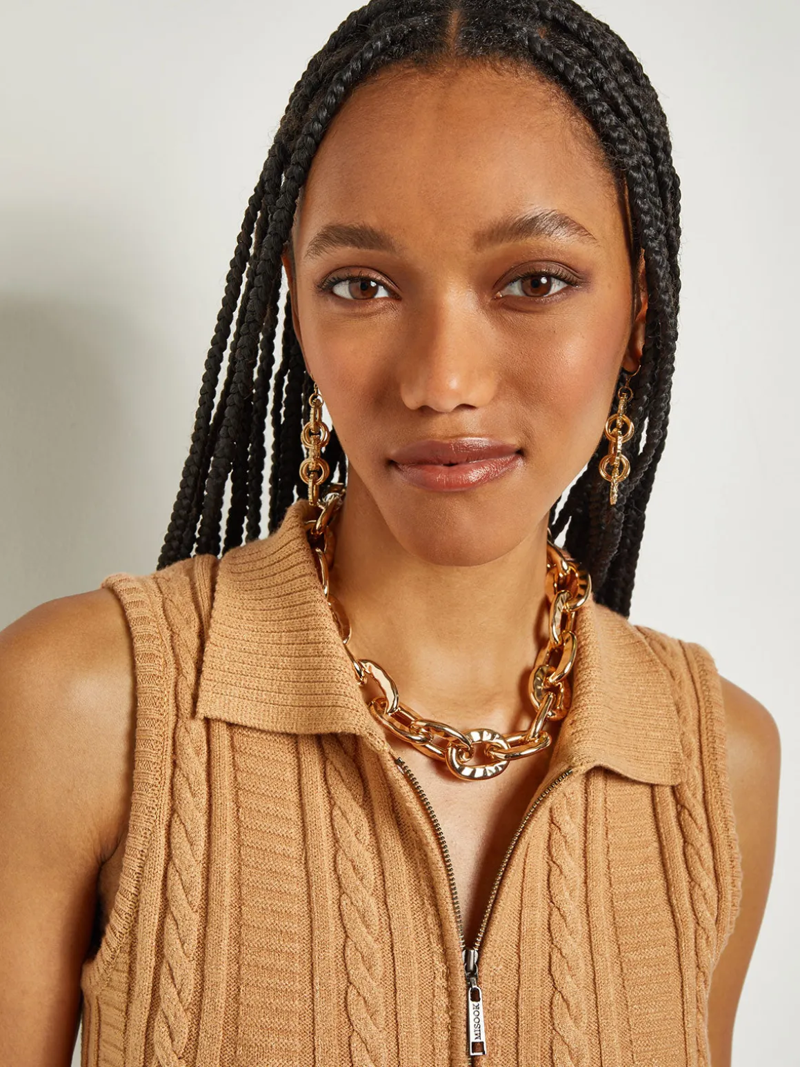 Gold Hammered Oval Link Short Necklace