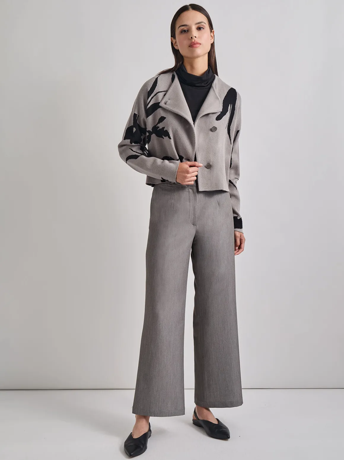 Relaxed Fit Abstract Floral Soft Knit Jacket