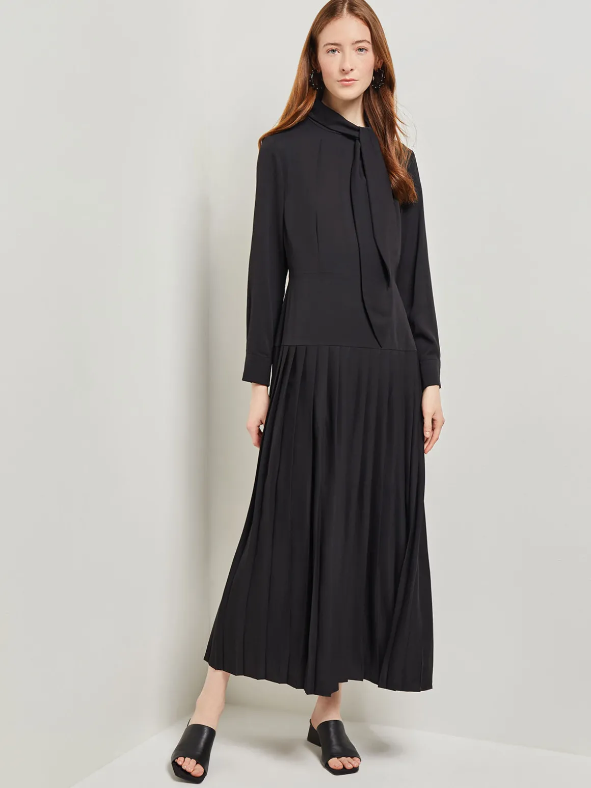 Tie Neck Pleated A-Line Maxi Dress